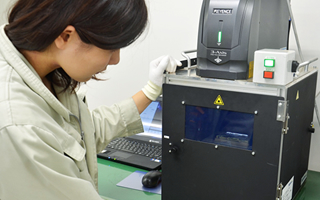 MD-V9900(キーエンス)